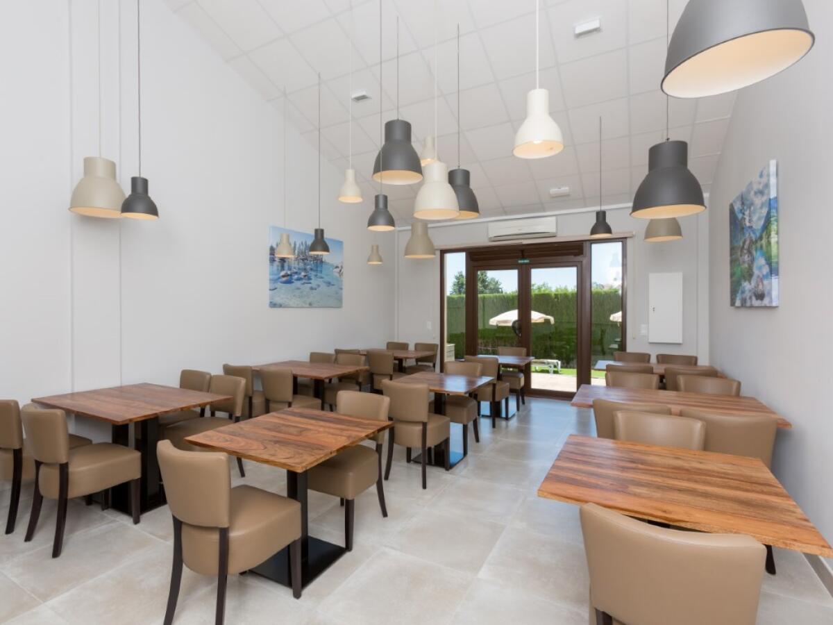 Commercial 16 Bedrooms for sale in Javea