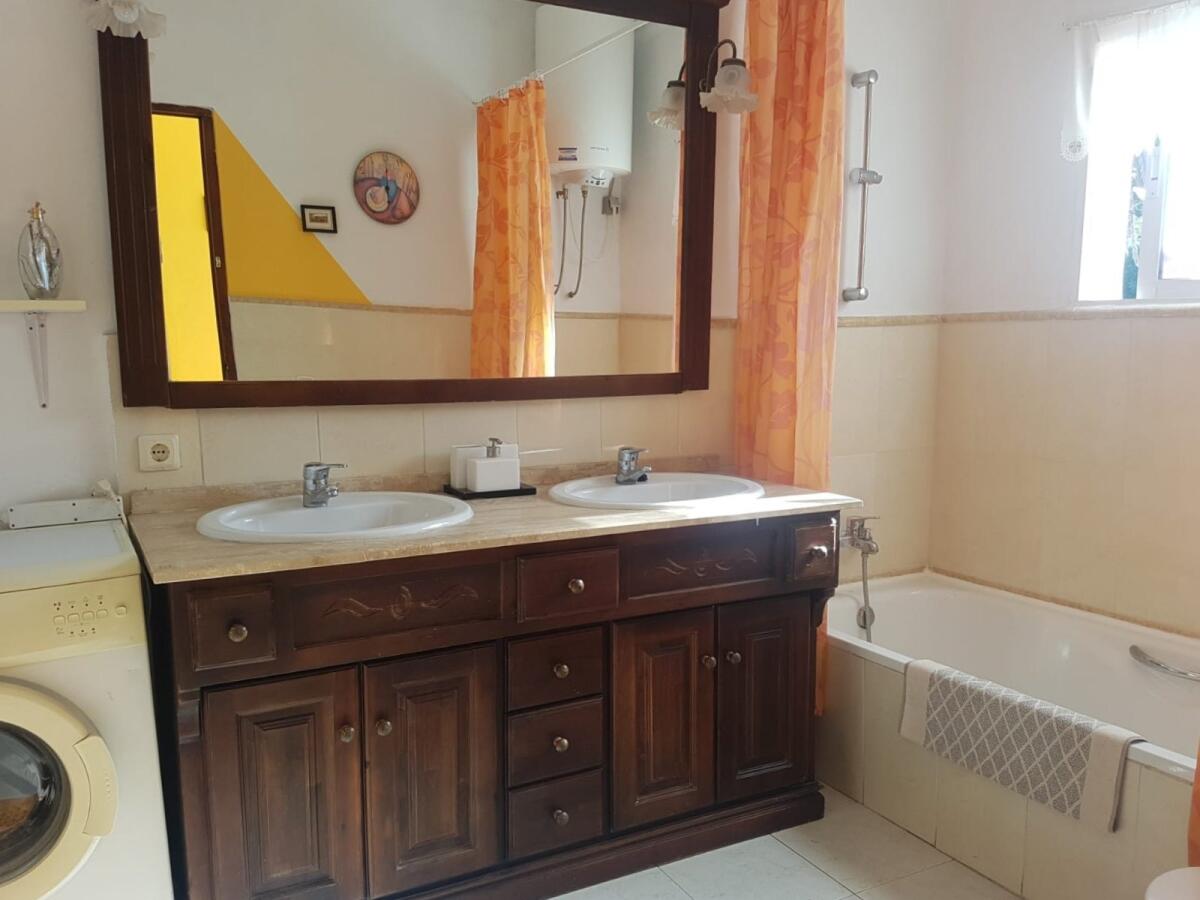 Villa 9 Bedrooms for sale in Javea