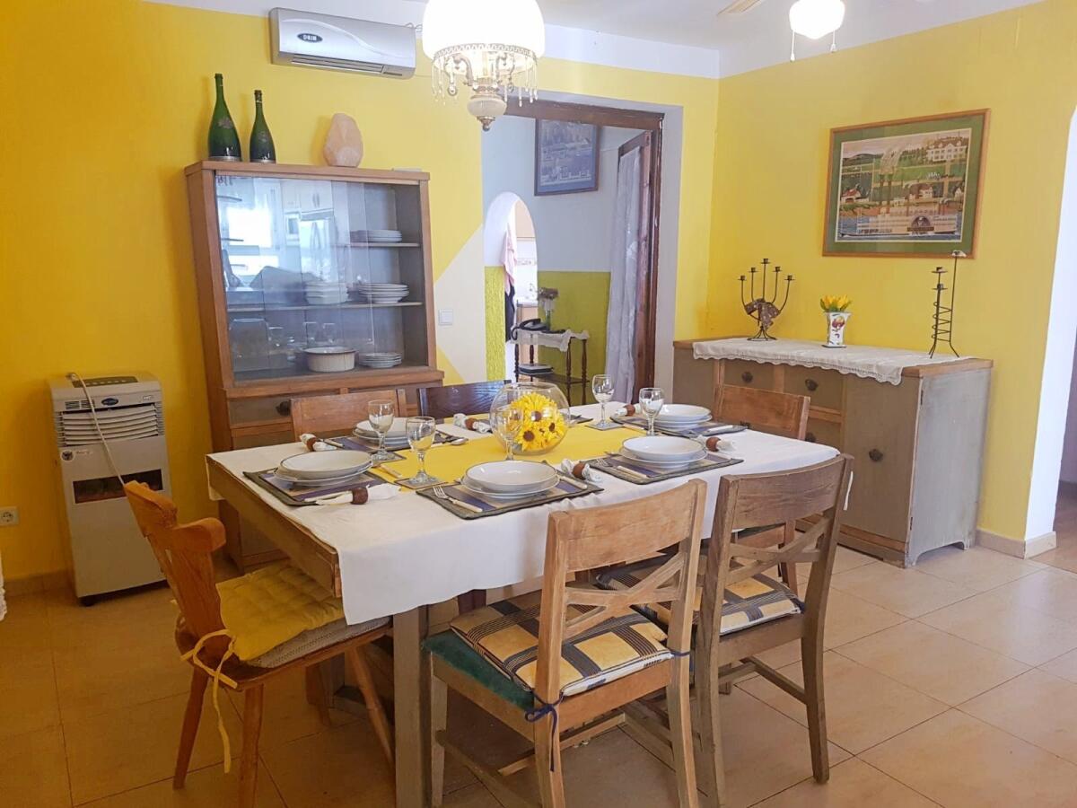 Villa 9 Bedrooms for sale in Javea