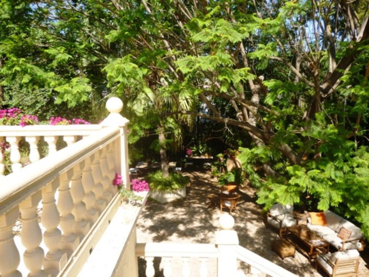 Villa 8 Bedrooms for sale in Denia