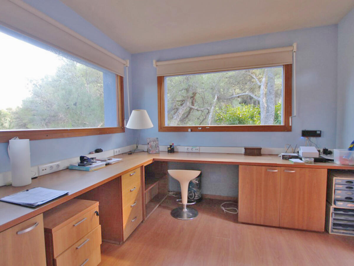 Villa 6 Bedrooms for sale in Denia
