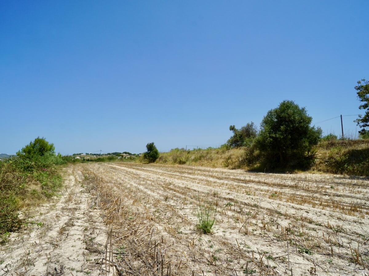 Plot for sale in Benissa