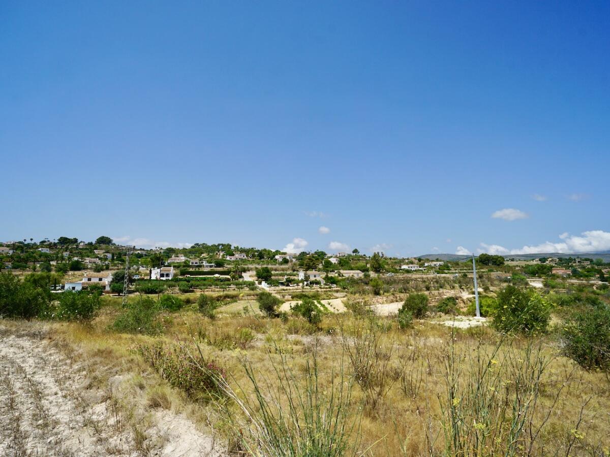 Plot for sale in Benissa