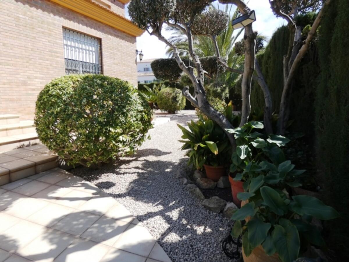 Villa 5 Bedrooms for sale in Denia