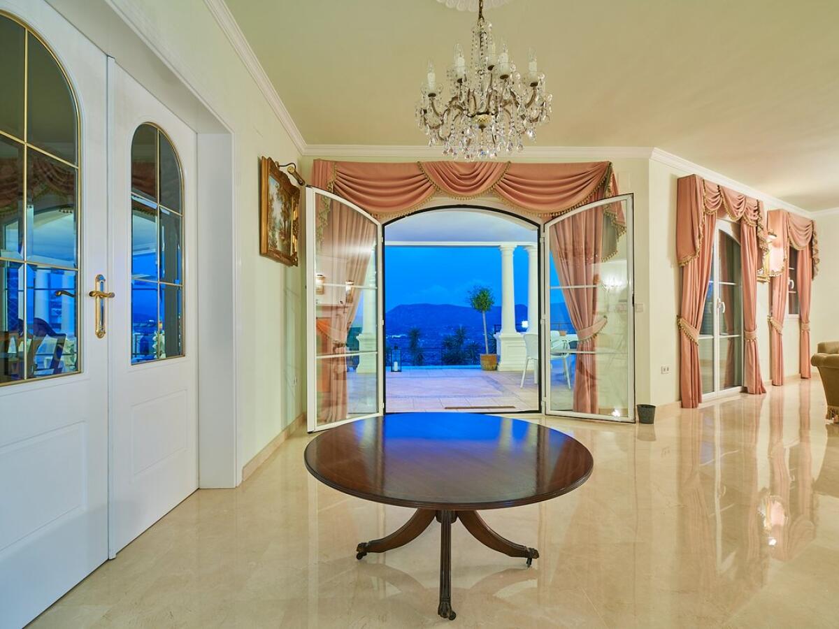 Villa 7 Bedrooms for sale in Javea