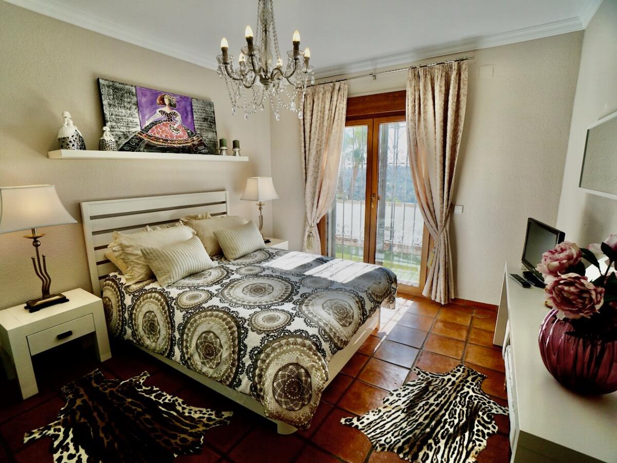 Finca 5 Bedrooms for sale in Benissa