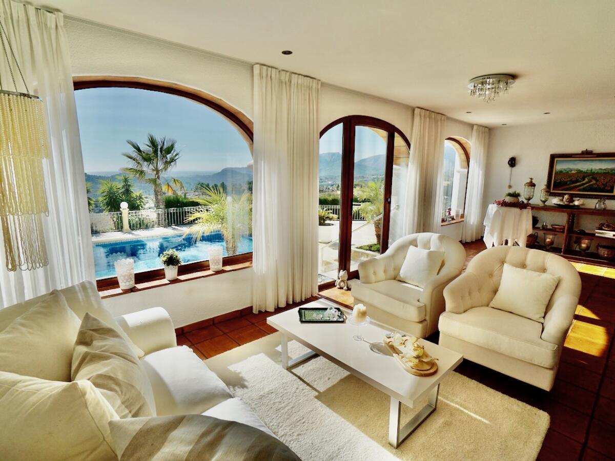 Finca 5 Bedrooms for sale in Benissa