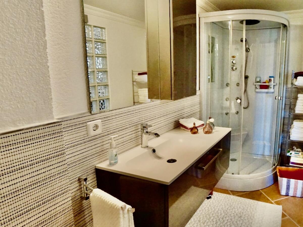 Finca 5 Bedrooms for sale in Benissa