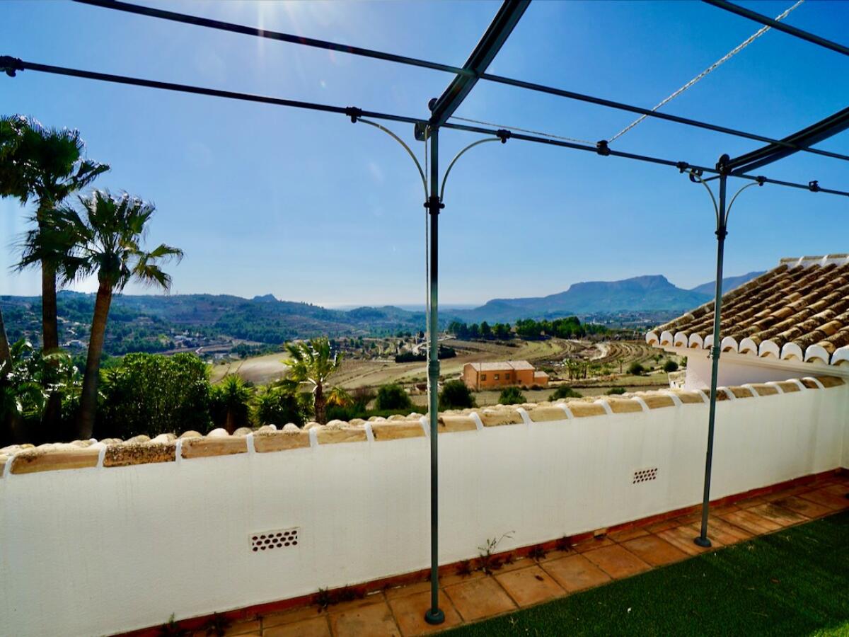 Finca 5 Bedrooms for sale in Benissa