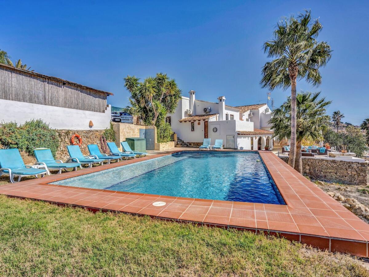 Finca 7 Bedrooms for sale in Benissa Partida Llenes