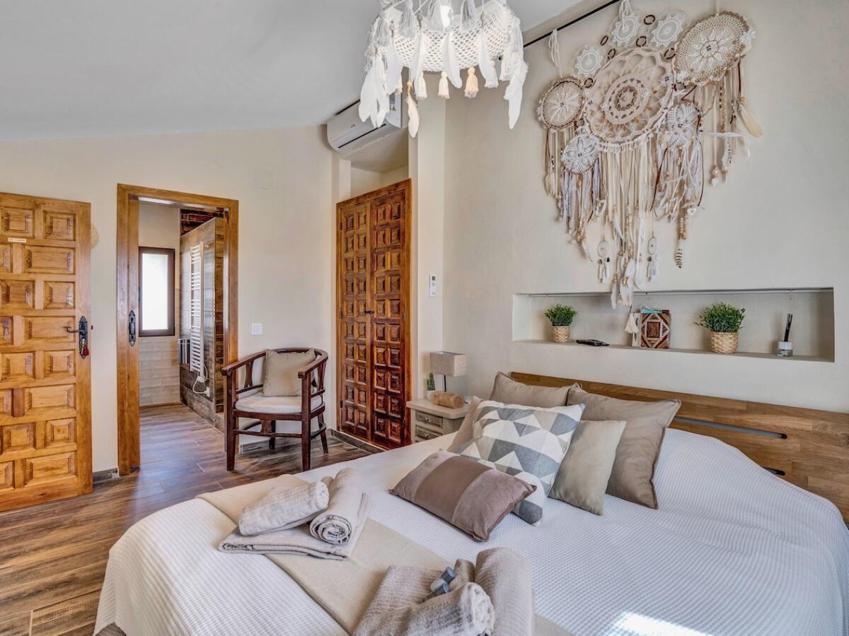 Finca 7 Bedrooms for sale in Benissa Partida Llenes