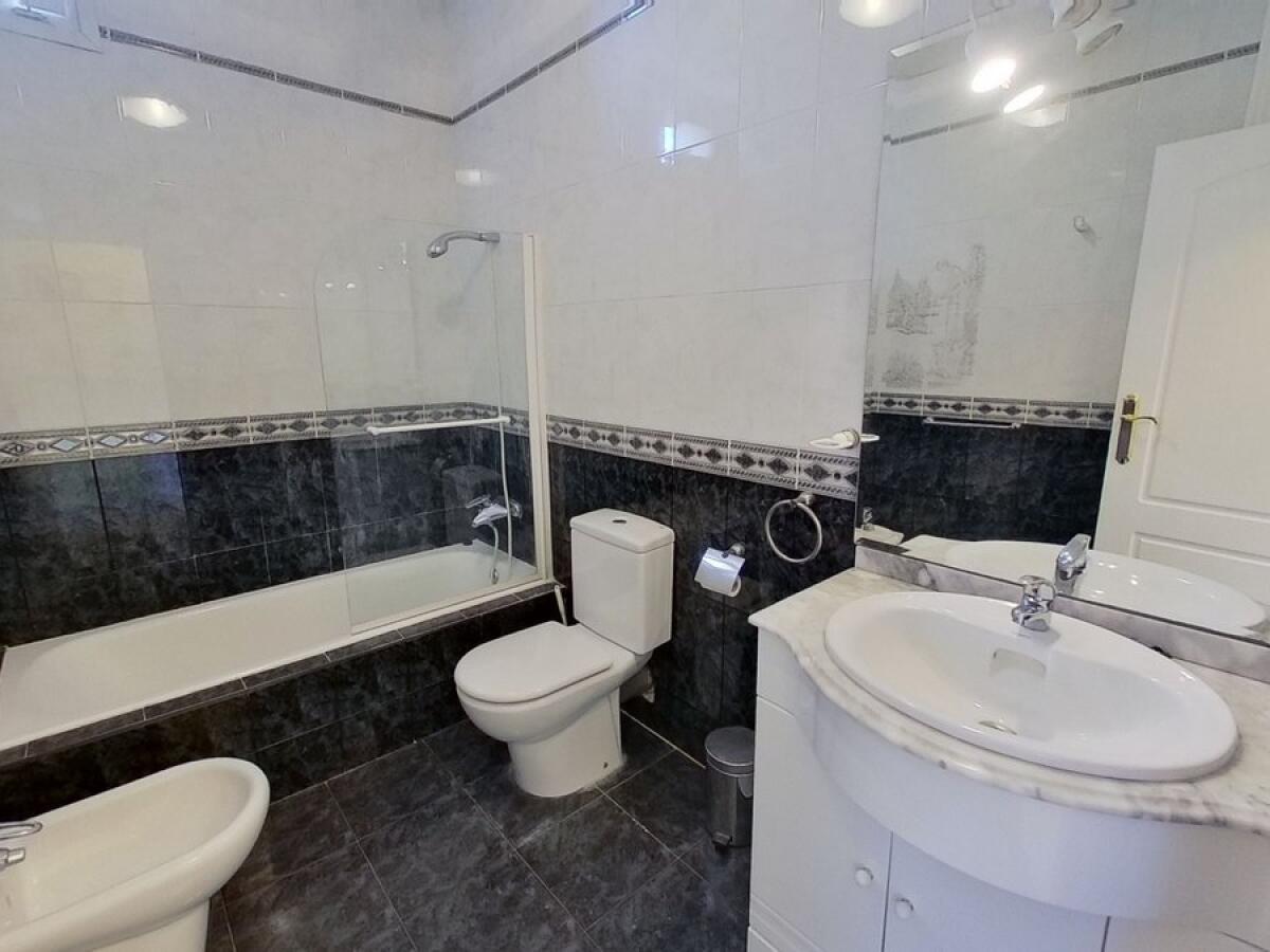 Villa 7 Bedrooms for sale in Javea