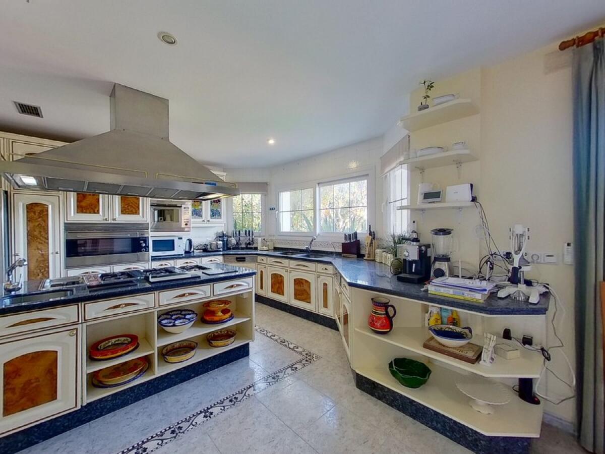 Villa 7 Bedrooms for sale in Javea